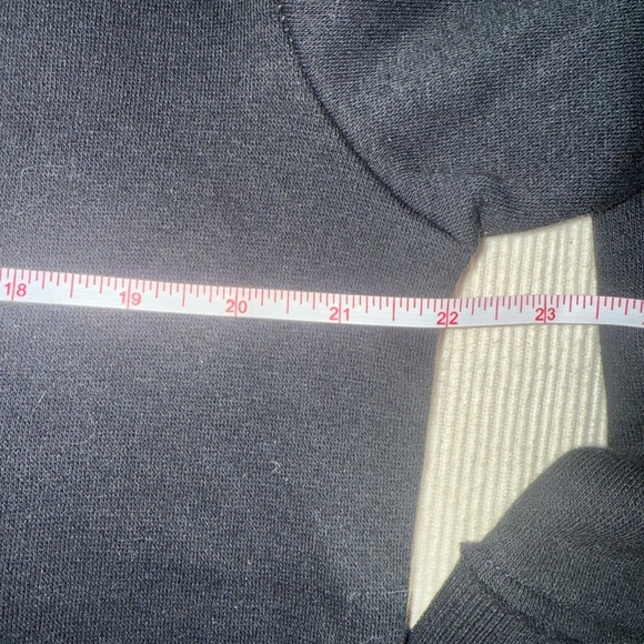 Merry & Bright Holiday Tunic Sweatshirt Black Size Medium - Picture 2 of 10